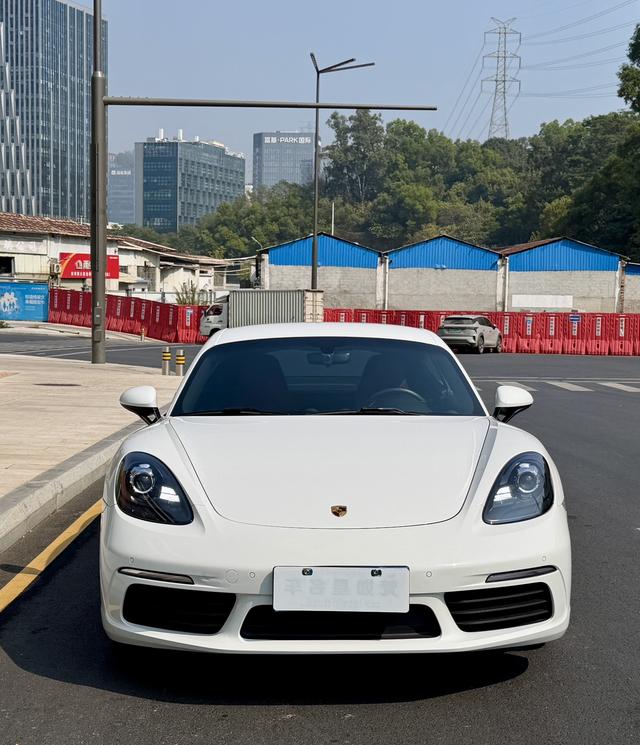 Certificated Pre-Owned Porsche 718 2018 Cayman 2.0T - u22584979