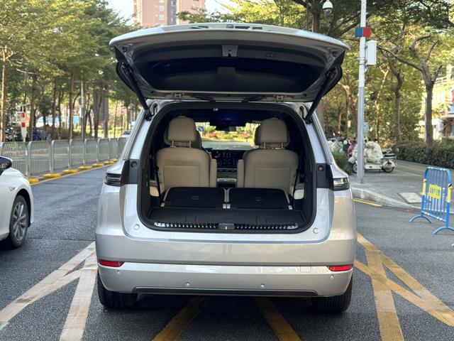 Certificated Pre-Owned Li Auto L9 2022 Max Edition -u22341376