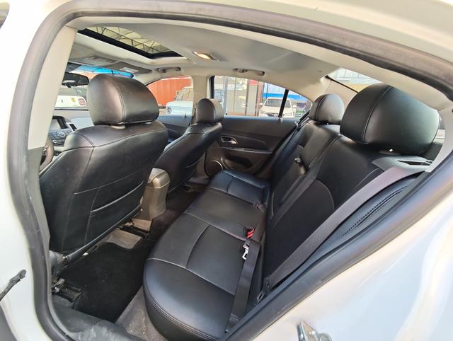 سيارة شيفروليه كروز 2011 معتمدة مستعملة من شركة SAIC-GM، سعة 1.8 لتر، فئة SE، ناقل حركة أوتوماتيكي - u22116925