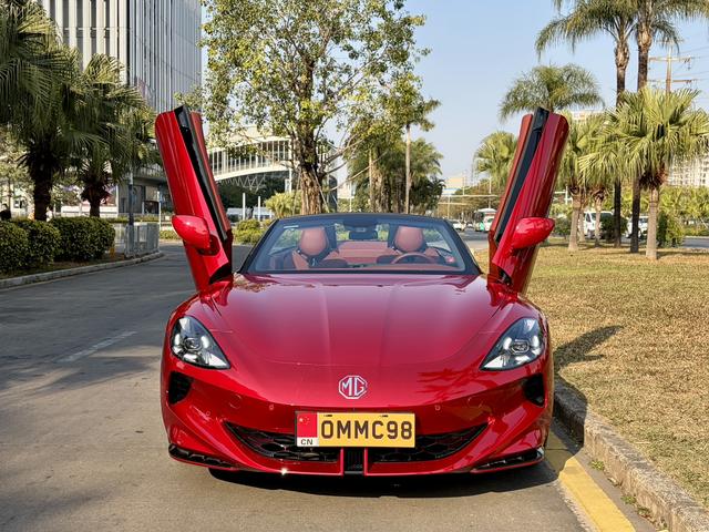 Certificated Pre-Owned MG Cyberster 2024 Edition 501km Charming Heartbeat Version -u22473734