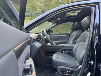 Certificated Pre-Owned Eπ 008 2024 Edition 636Max All-Electric 6-Seater -u22481630