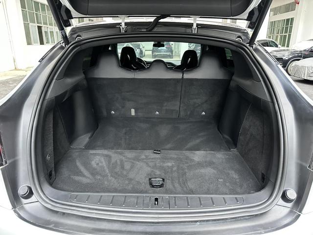 Pre-Owned Tesla Model X 2016 90D