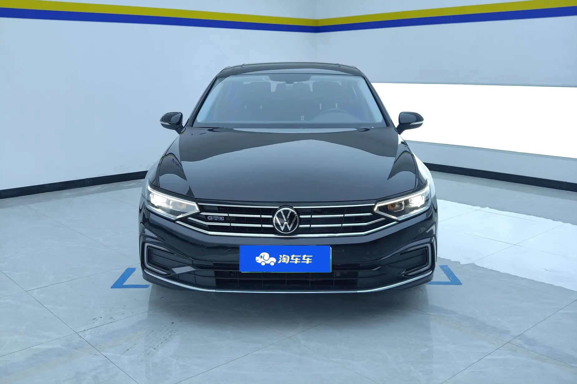 Certificated Pre-Owned FAW-Volkswagen Magotan GTE 2020 Luxury -u21698555