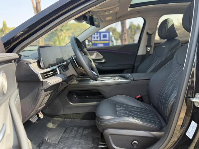 Certificated Pre-Owned Chery Arrizo 8 2024 High-Energy Edition 2.0T DCT Jin - u22402377