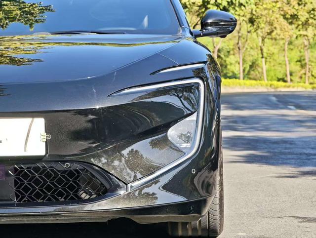 Pre - Owned Avita 12 2025 Ultra Rear - Wheel Drive Extended - Range Edition