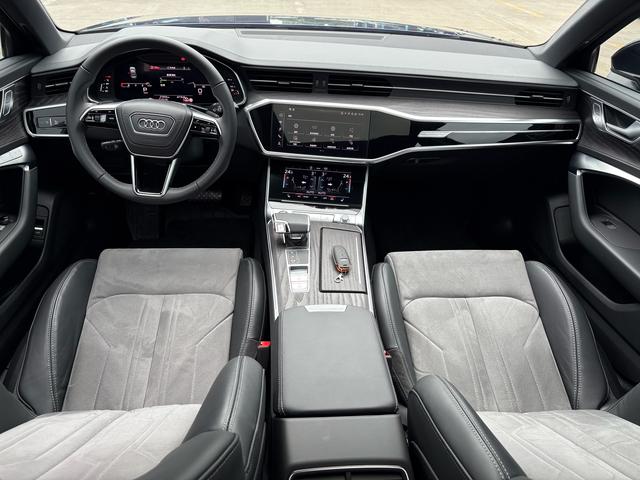 Certificated Pre-Owned Audi A6L 2024 45 TFSI quattro Exclusive Dynamic Edition - u22412438