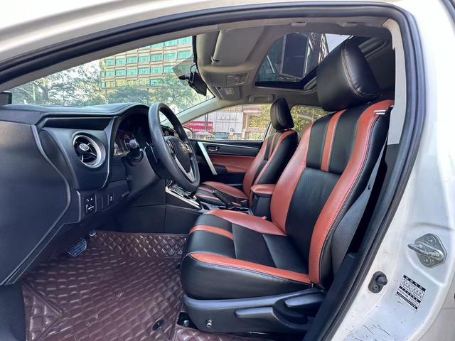 Certificated Pre-Owned GAC Toyota Corolla 2017 Restyled Hybrid 1.8L E-CVT Leading Edition, China V Emission Standard -u22026771