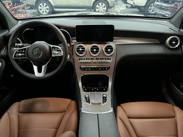 Certificated Pre-Owned Mercedes-Benz GLC 2021 GLC 300 L 4MATIC AMG-Line - u22766027