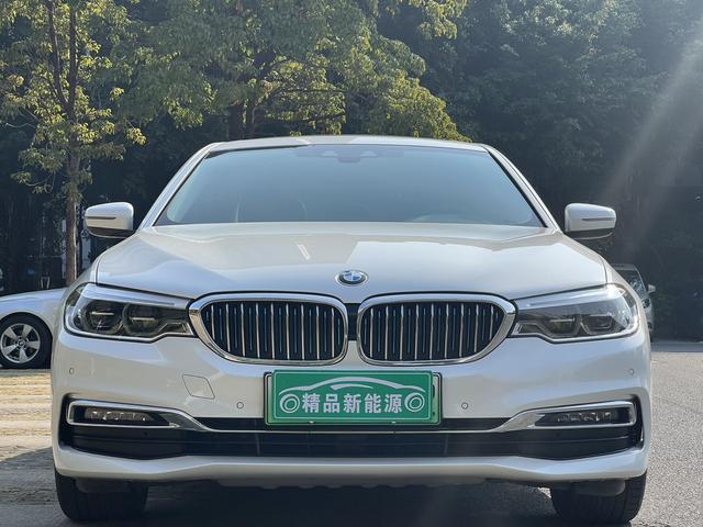 Certificated Pre-Owned BMW 5 Series PHEV 2019 Facelift 530Le Luxury Package -u22500043