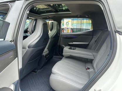 Certificated Pre-Owned Lynk & Co 07 EM-P 2024 126 Long Range Halo -u21388054