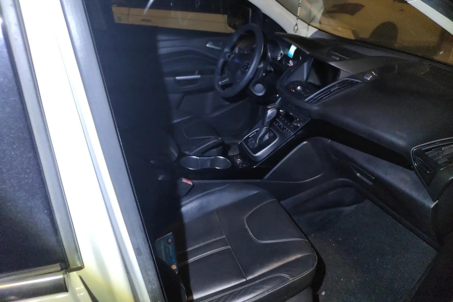 Certificated Used Ford Escape 2015 Model 2.0L GTDi Four-Wheel-Drive Sport Type