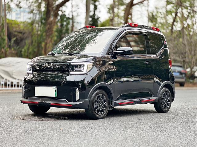 Certificated Pre-Owned SAIC-GM-Wuling Hongguang MINIEV 2022 GAMEBOY 200km Player Edition Lithium Iron Phosphate