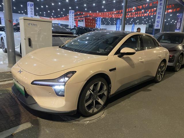 XPeng MONA M03 موديل 2024، طراز 620، إصدار طويل المدى، مستعمل