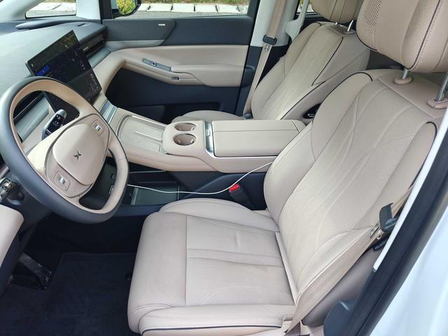 Certificated Pre-Owned XPENG X9 2025 All-Electric 740 Ultra-Long Range Max -u22483375