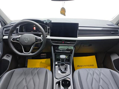 Certificated Pre-Owned Tiguan L PHEV 2022 430PHEV Plug-in Hybrid Premium Edition -u22415340