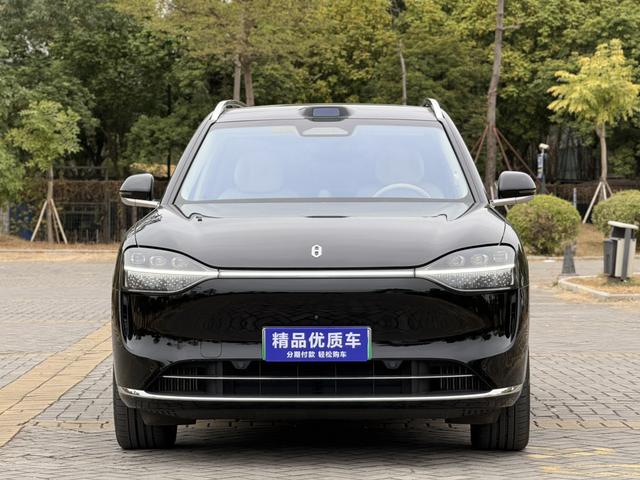 Certificated Pre-Owned Wenjie M9 2024 Extended Range Max Six-Seater Version -u22539533