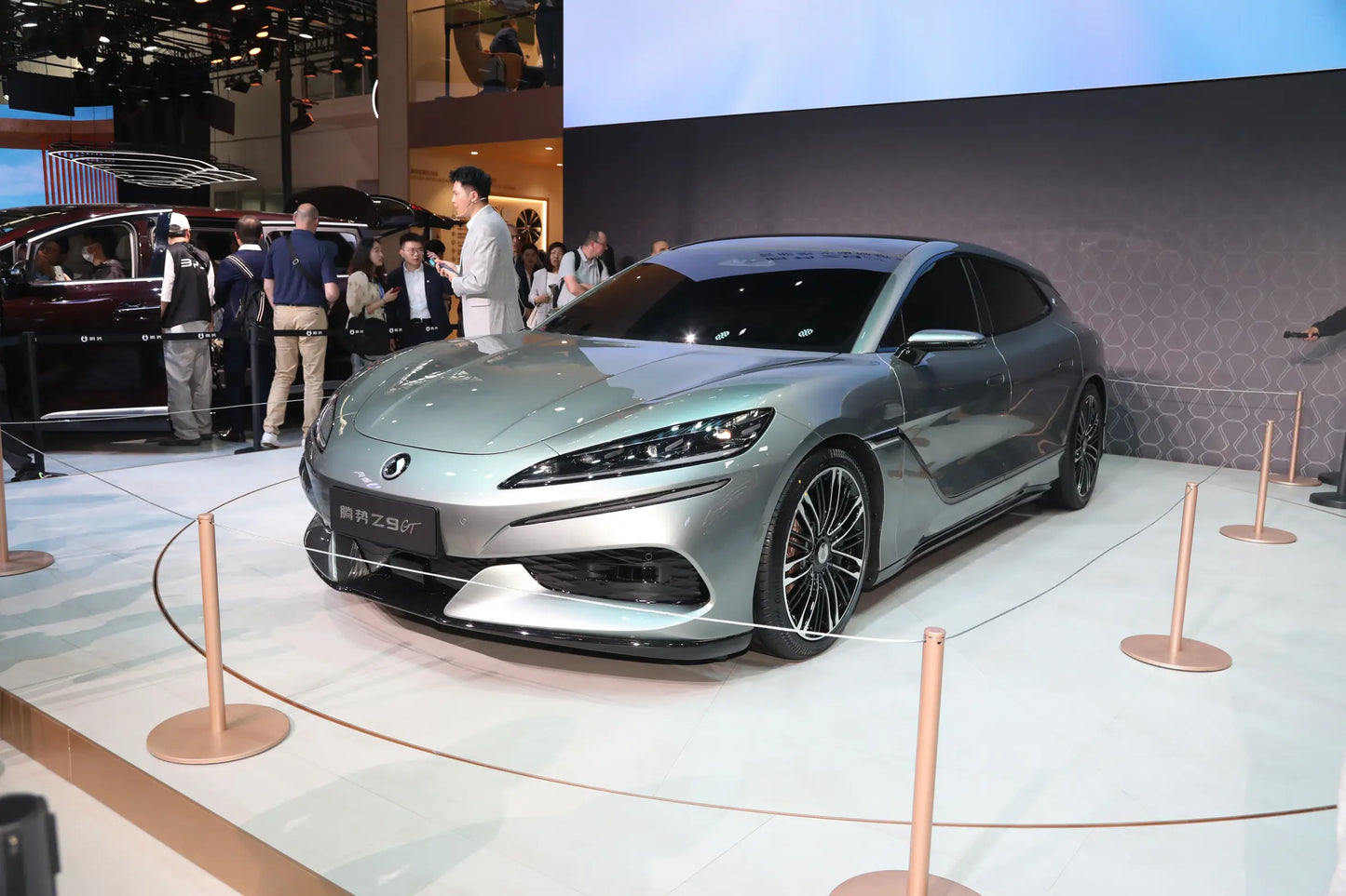 دينزا Z9GT EV