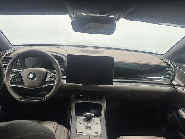Certificated Pre-Owned BYD Han DM 2022 DM-i 121KM Honor Edition