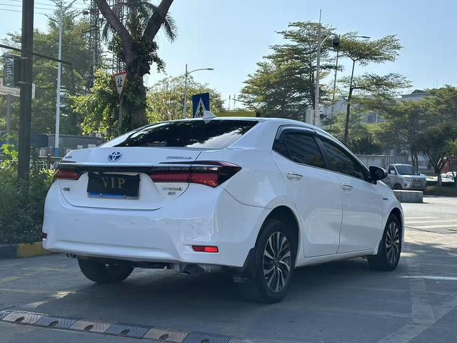 Certificated Pre-Owned GAC Toyota Corolla 2017 Restyled Hybrid 1.8L E-CVT Leading Edition, China V Emission Standard -u22026771