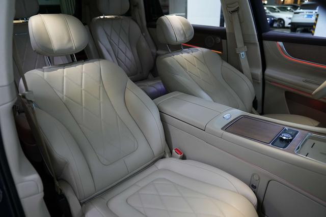 Certificated Pre-Owned Wenjie M9 2024 Extended-Range Ultra Six-Seater Edition -u22099589