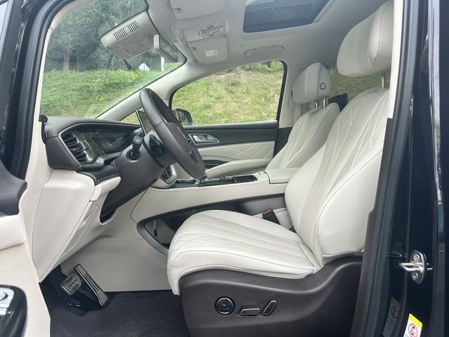 Certificated Pre-Owned Denza D9 DM 2025 Intelligent Driving Edition 1020 4WD Flagship Model -u22099247