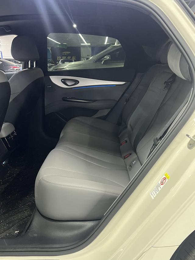 Certificated Pre-Owned BYD Seal 07DM 2024 DM-i 125KM Premium Edition -u22721514