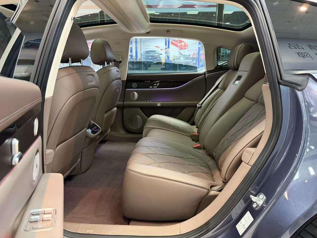 Pre-Owned Hengjie S9 2025 Extended Range Rear-Drive Ultra