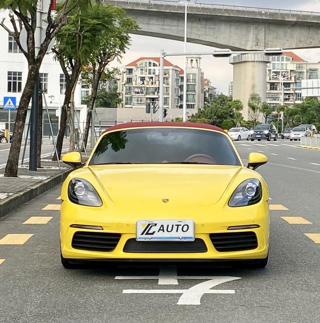 Certificated Pre-Owned Porsche 718 2023 Boxster 2.0T - u20992387