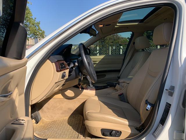Certificated Pre-Owned BMW 3 Series 2011 320i Fashion Model - u22441602
