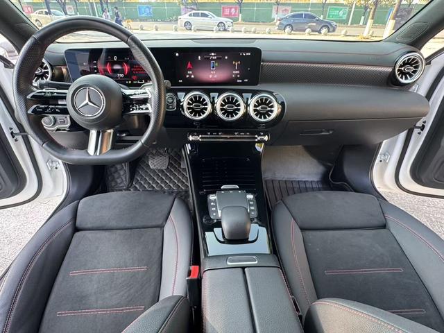 Certificated Pre-Owned Mercedes-Benz A-Class 2023 A 200 L Sport Sedan Fashion Edition - u22405141