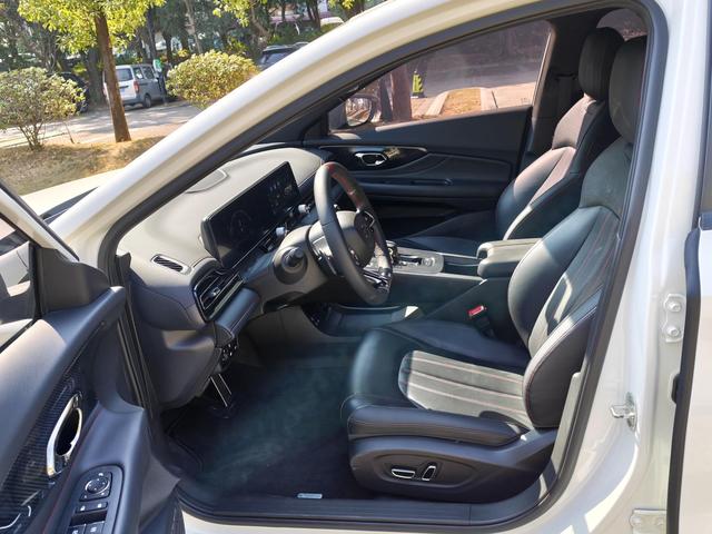 Certificated Pre-Owned Yingbao 2023 270T DCT J15 Edition - u22339604