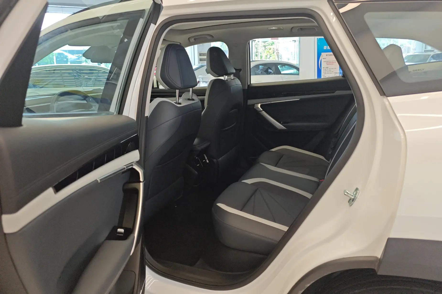 Certificated Pre-Owned Geely Boyue L 2023 1.5TD DCT Honor Edition - u21441169