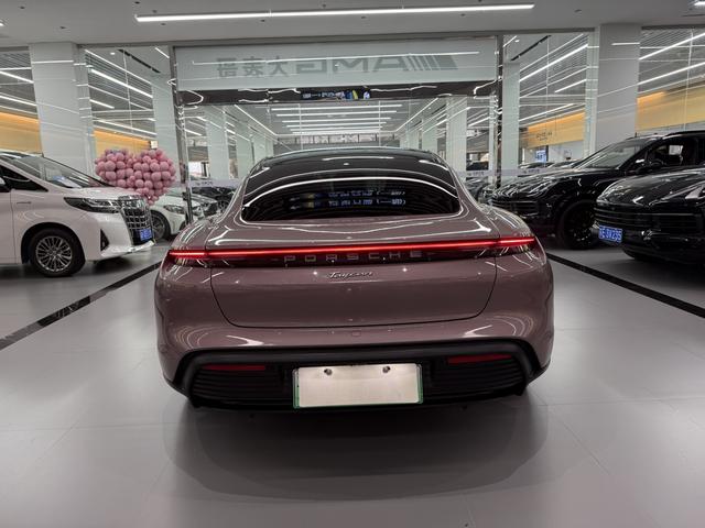 Certificated Pre-Owned Porsche Taycan 2022 Refreshed Taycan -u22589411
