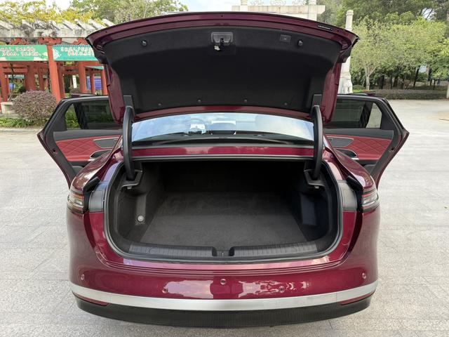 Certificated Pre-Owned Fengyun A9L 2025 Edition Four-wheel Drive High-energy Peak Version -u22048155