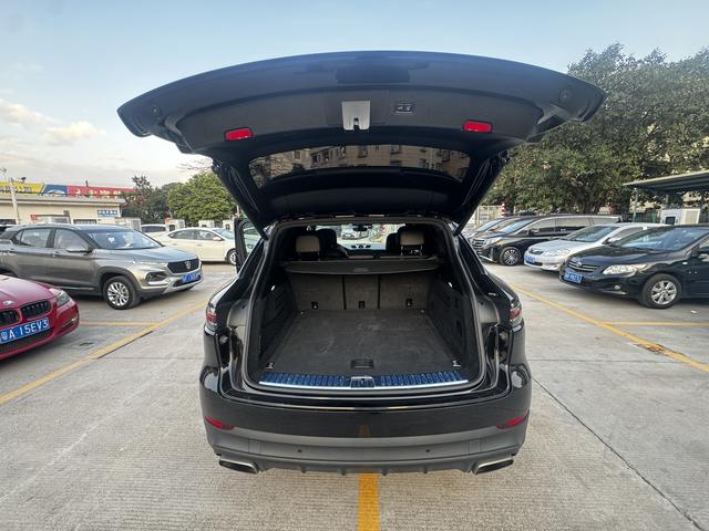Certificated Pre-Owned Porsche Cayenne E-Hybrid 2019 Cayenne E-Hybrid 2.0T -u22717859