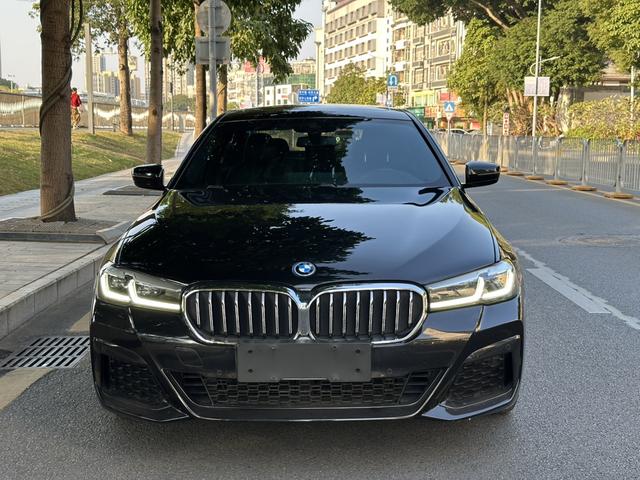 Certificated Pre-Owned BMW 5 Series PHEV 2022 Second Facelift 535Le M Sport Package -u22743556