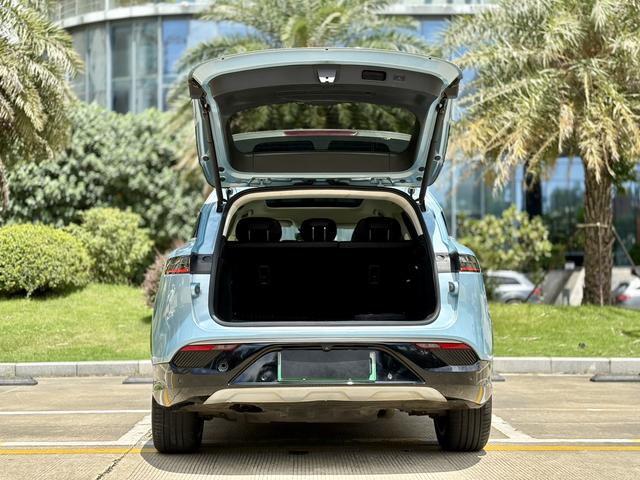 Certificated Pre-Owned VOYAH FREE 2021 4WD Standard Range-Extender Version -u21577860