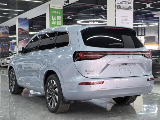 Pre-Owned Wenjie M7 2024 Plus 5-Seat Rear-Drive Edition