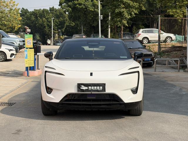 Certificated Pre-Owned AVATR 11 2023 Edition 90kWh Four-Wheel Drive Version -u22504092