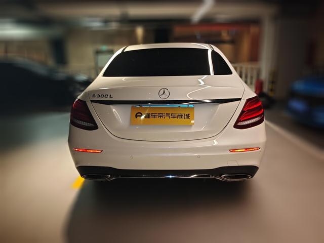 Certificated Pre-Owned Mercedes-Benz E-Class 2017 E 300 L Sporty Fashion Model - u22779472