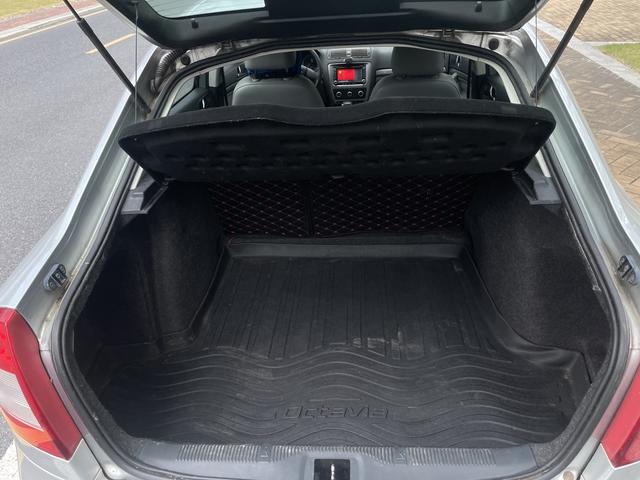 Skoda Octavia 2010 2.0L Automatique Édition Yijun d'occasion certifiée - u21335701