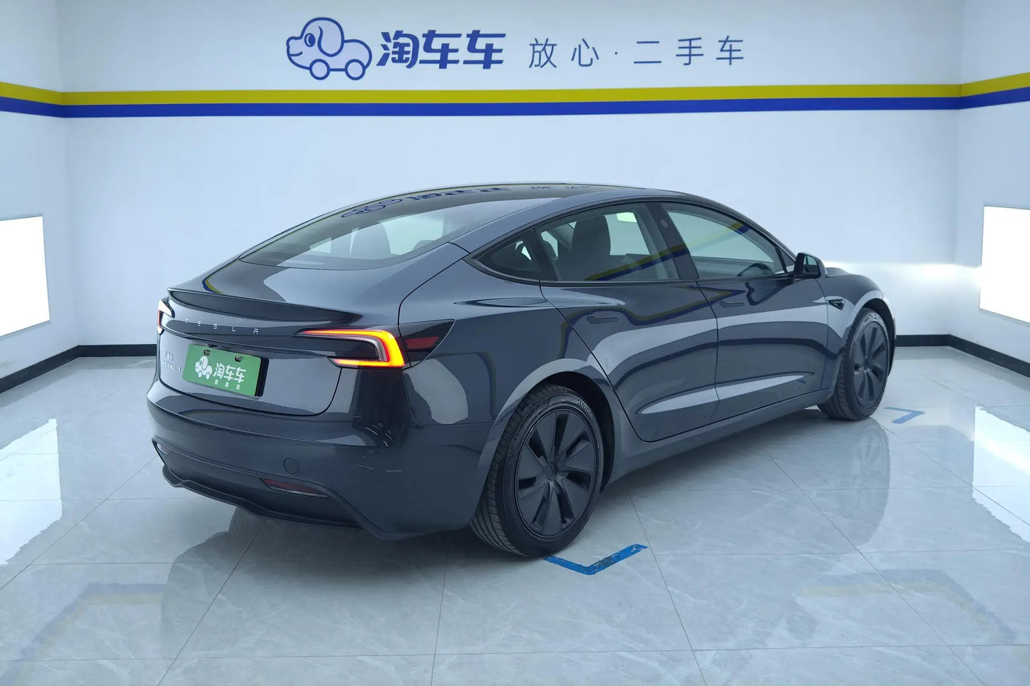 Certificated Pre-Owned Tesla Model 3 2025 Rear-Wheel Drive Version -u21978391