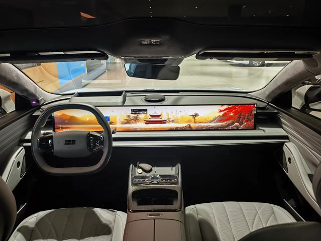 Certificated Pre-Owned Geely Galaxy E8 2025 Edition 700km Long-Range Intelligent Driving Version -u22613976