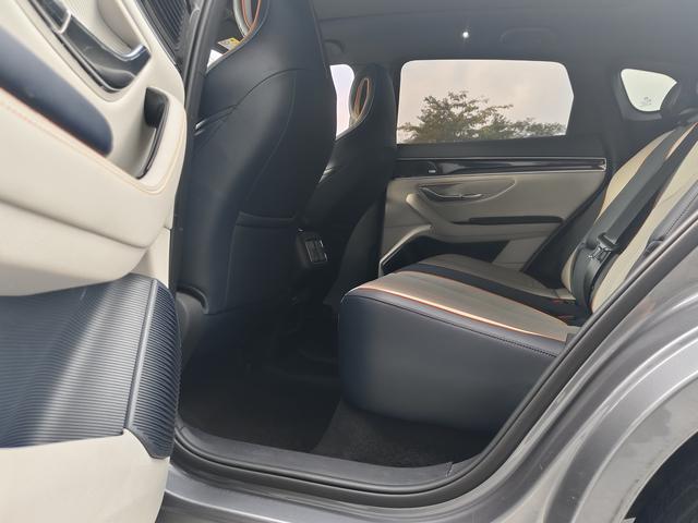 Certificated Pre-Owned BYD Song PLUS DM 2021 DM-i 51KM Two-Wheel Drive Premium Edition -u22113256