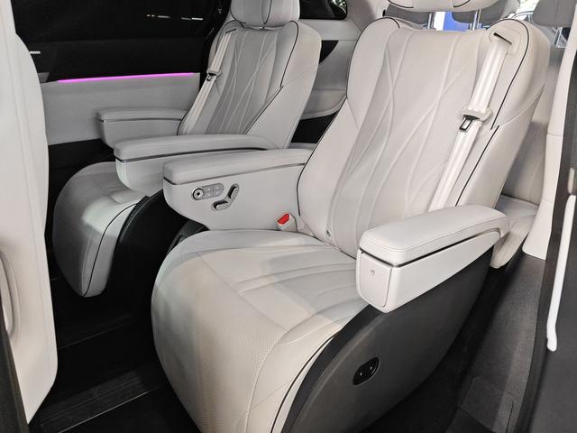 Certificated Pre-Owned XPENG X9 2024 702 Ultra-Long Range Maxu22259617