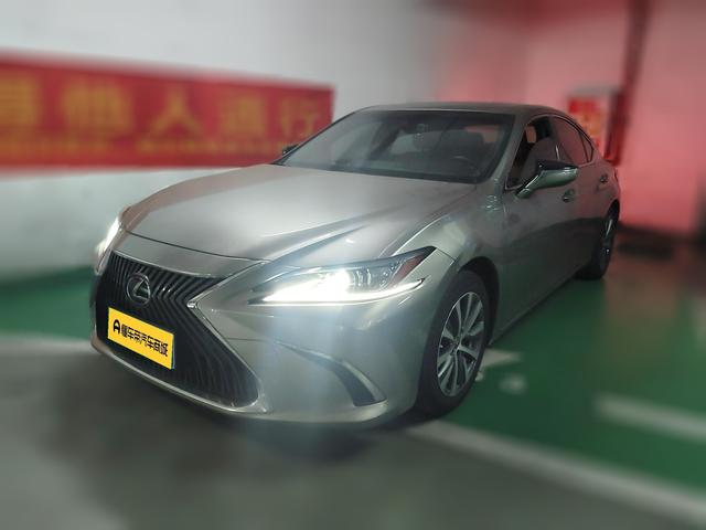 Certificated Pre-Owned Lexus ES 2020 200 Excellence Edition National VI - u22750287