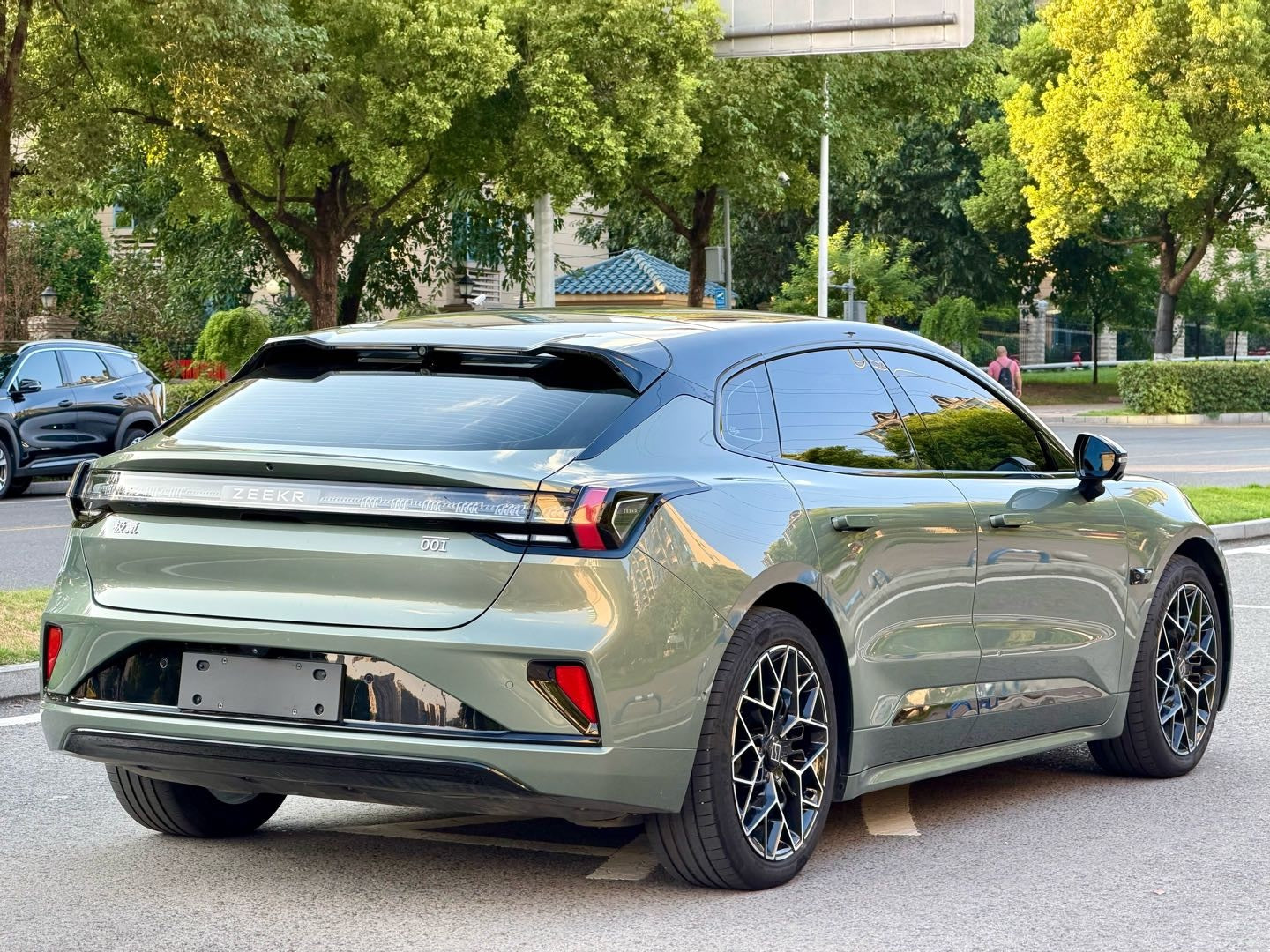 2024 Zeekr 001 WE Version 95kWh AWD -CG1704375