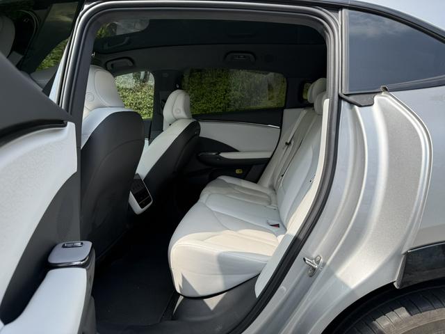 Certificated Pre-Owned XPENG G7 2025 Pure Electric 702 Ultra Long Range Max -u22966791