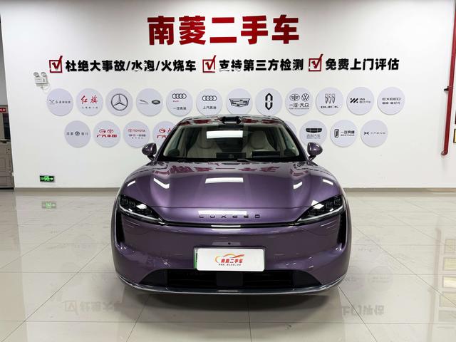 Certificated Pre-Owned Zhijie R7 2024 All-Electric 82kWh Max Rear-Wheel Drive Version -u22090187