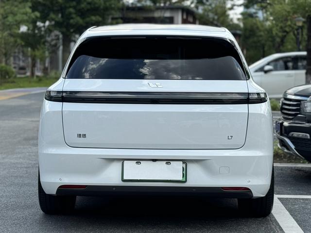 Certificated Pre-Owned Li Auto L7 2023 Max Edition -u21576857
